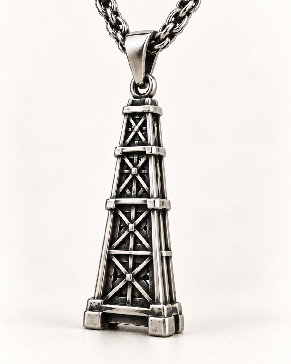 Derrick Pendant — Three-quarter