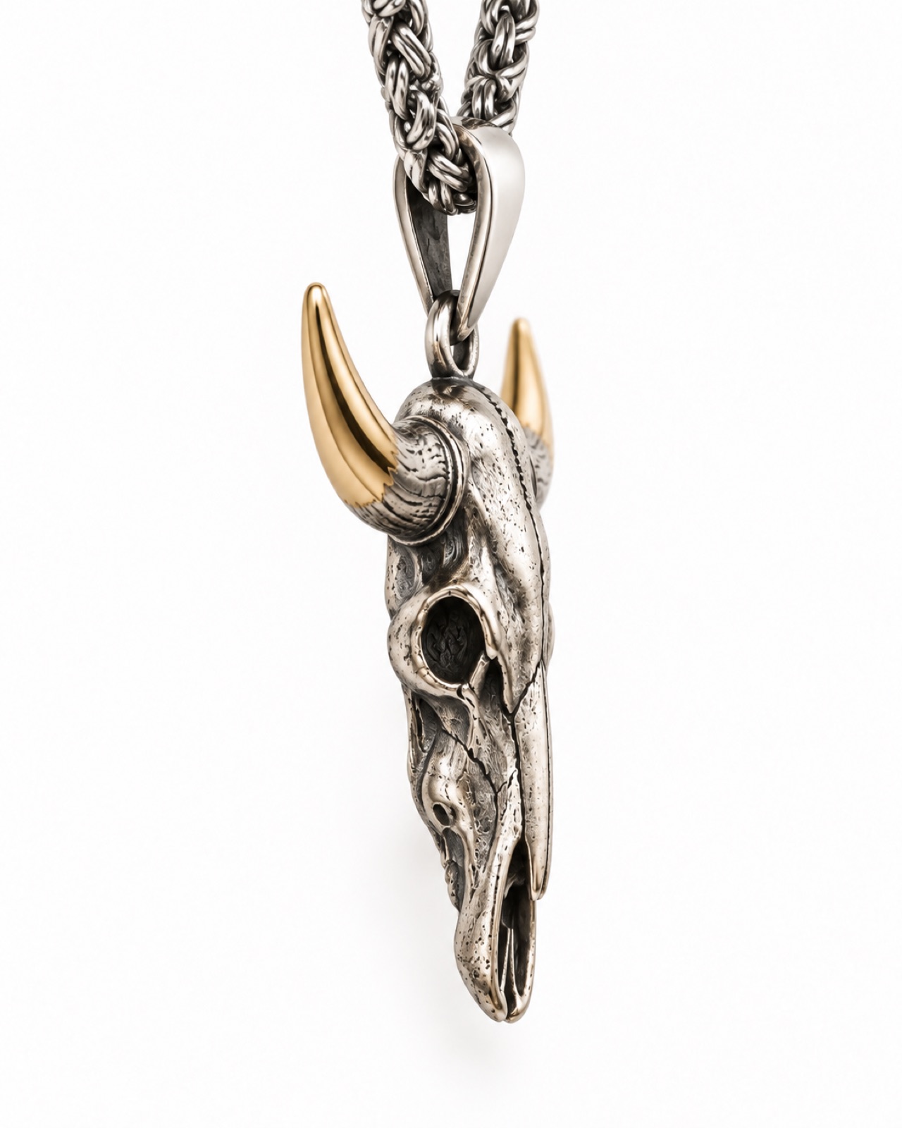 Longhorn Pendant — Side / profile