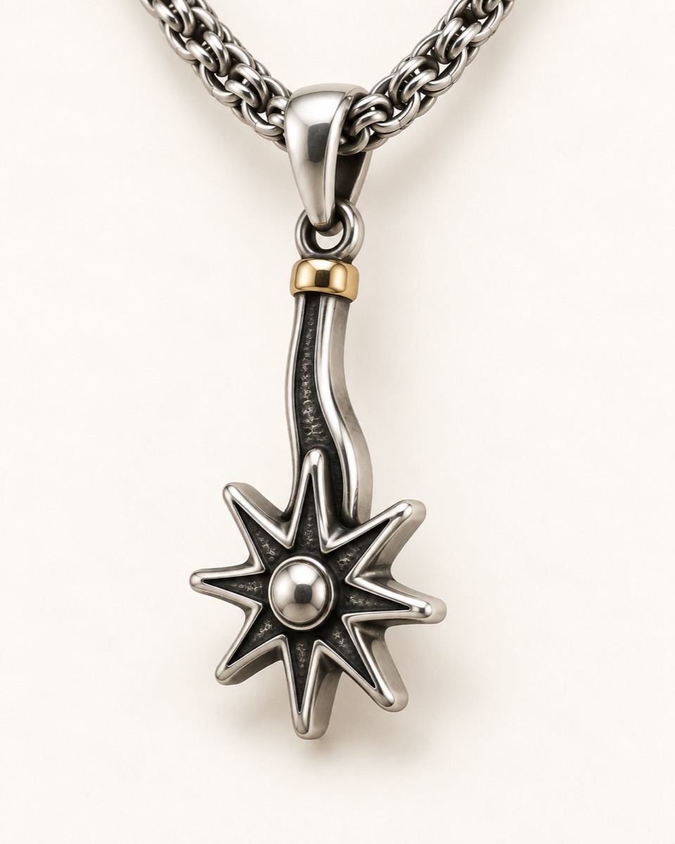 Spur Pendant — Three-quarter