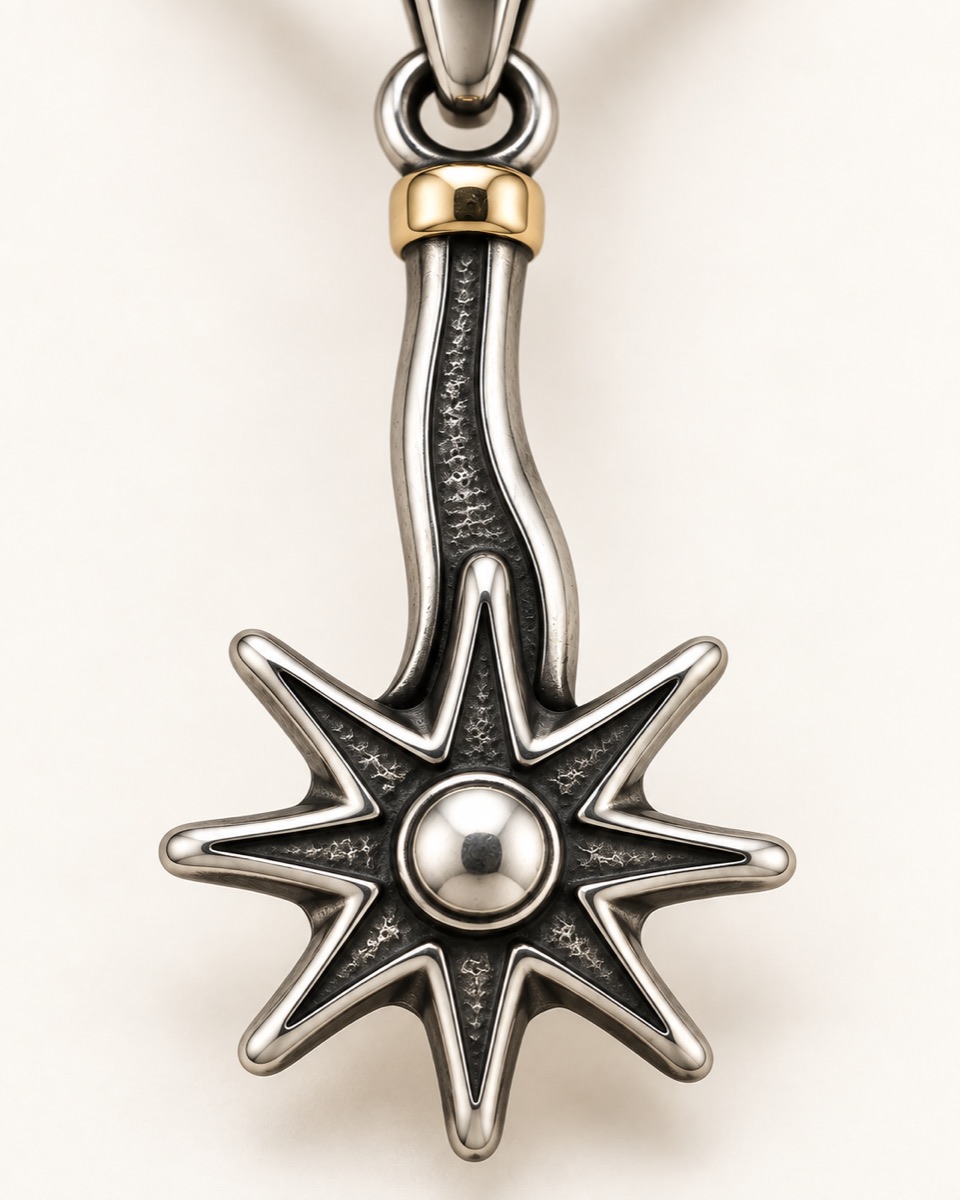 Spur Pendant — Motif detail