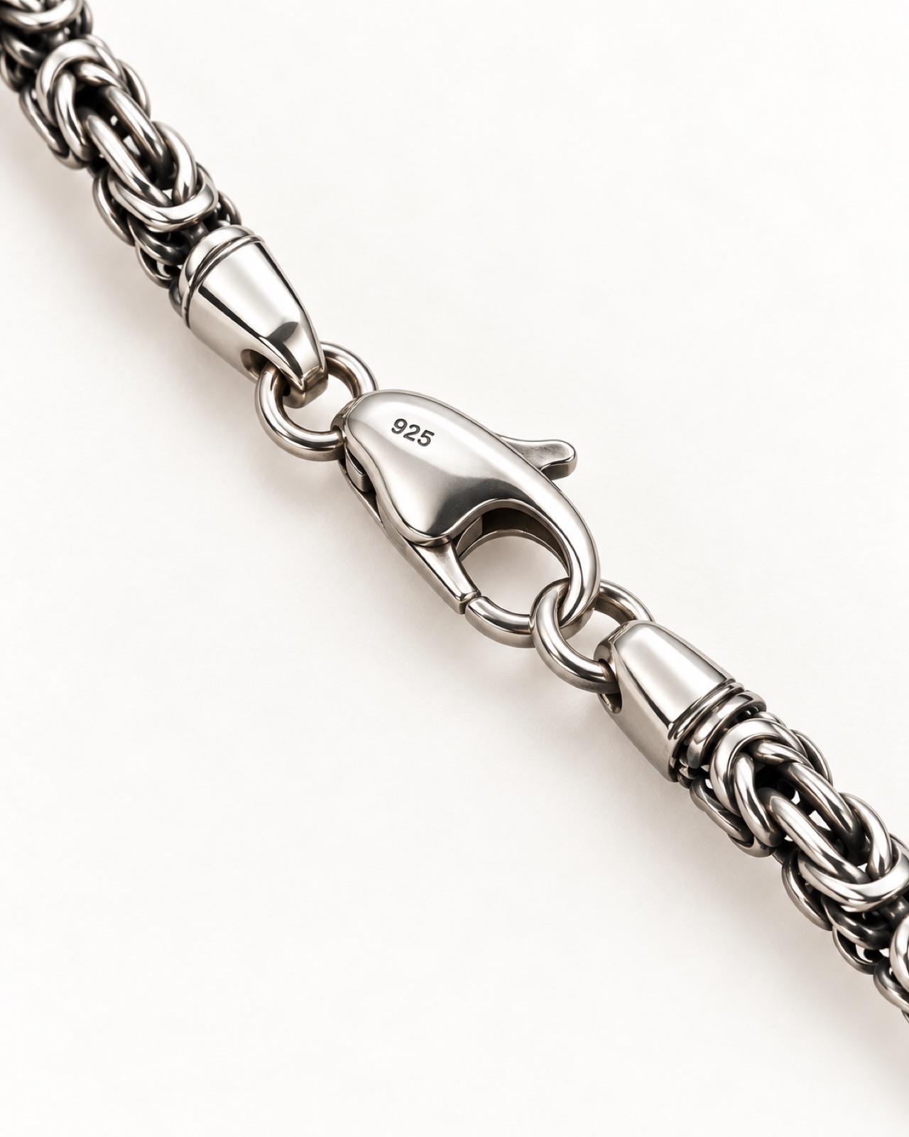 Whitetail Pendant — Hardware detail
